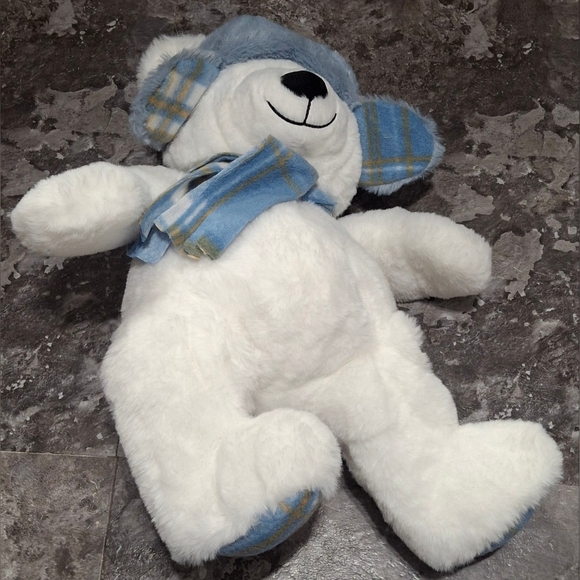 St. Jude 2024 Gentle Treasures White Bear with Blue Hat And Scarf. - Picture 4 of 5